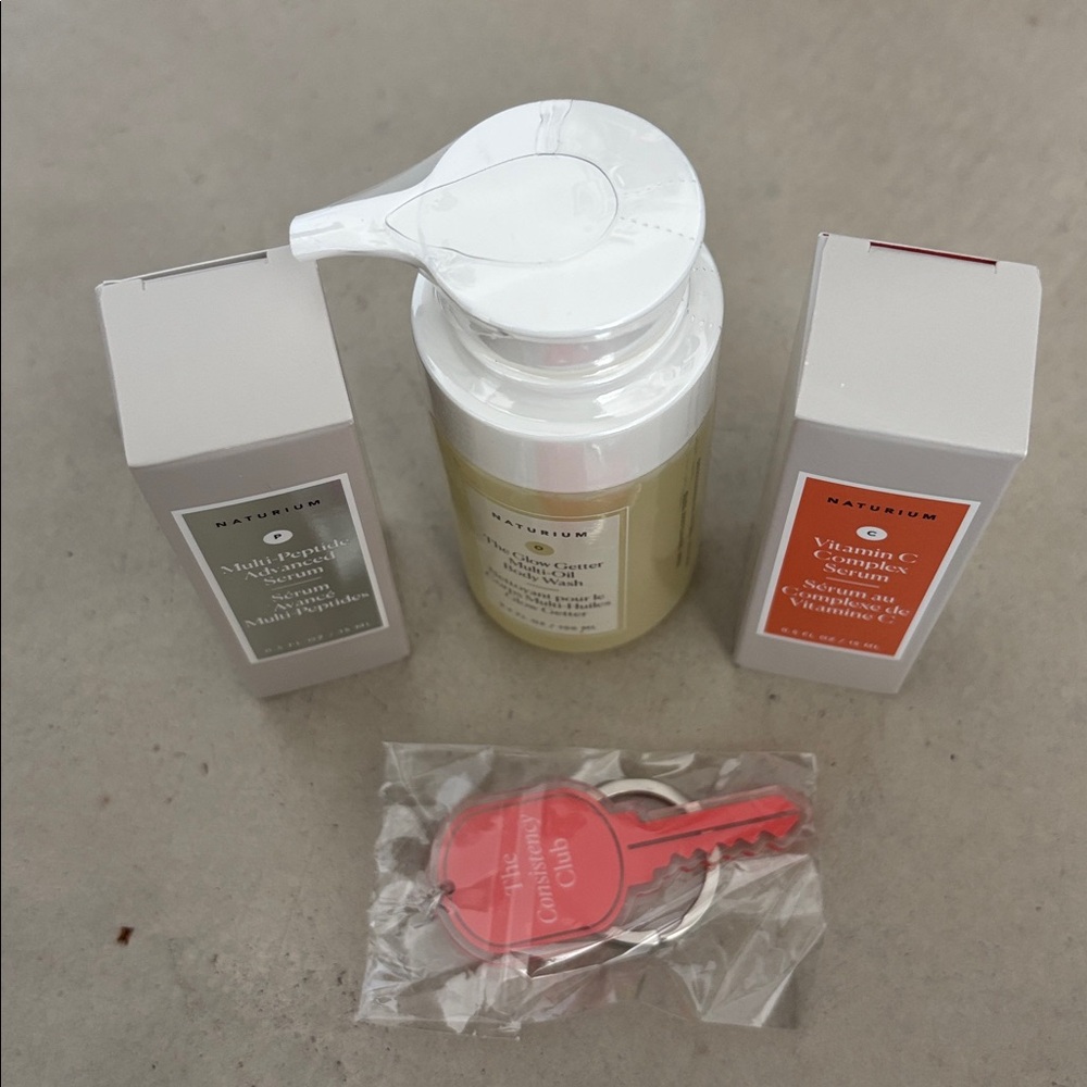 NWT NATURIUM Skincare Serum, Vit C, & Body Wash Set - Picture 8 of 10